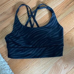 lulu lemon detailed black sports bra!!